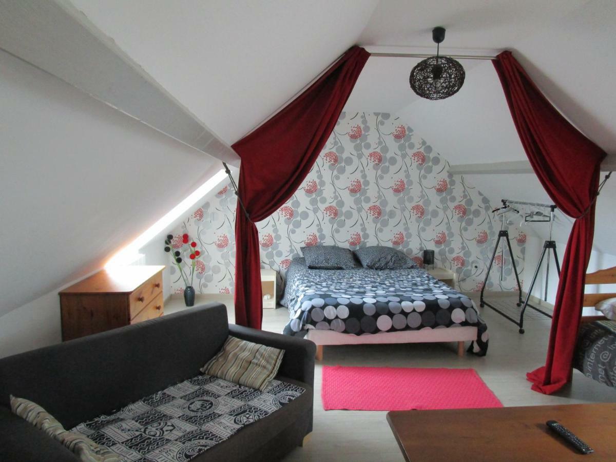 Gîte dans les Alpes Mancelles Gesnes-le-Gandelin Extérieur photo